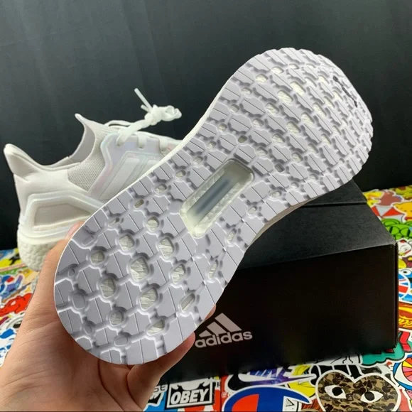 Adidas Ultraboost 20 Iridescent Glitter Women's Various Sizes - Picture 4 of 13